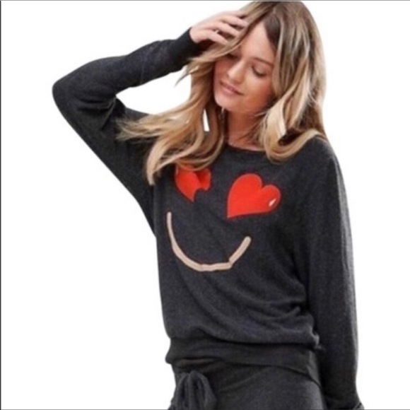 WILDFOX Essential Smiling Hearts Emoji Pullover Grey Sweatshirt - Picture 2 of 5